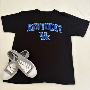 Rarely worn University of Kentucky Champion Unisex T-Shirt